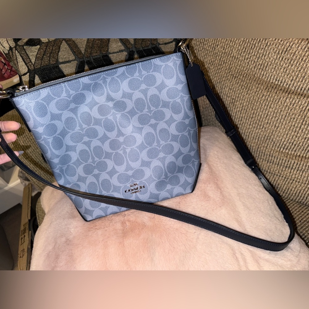 SOLD 🛑